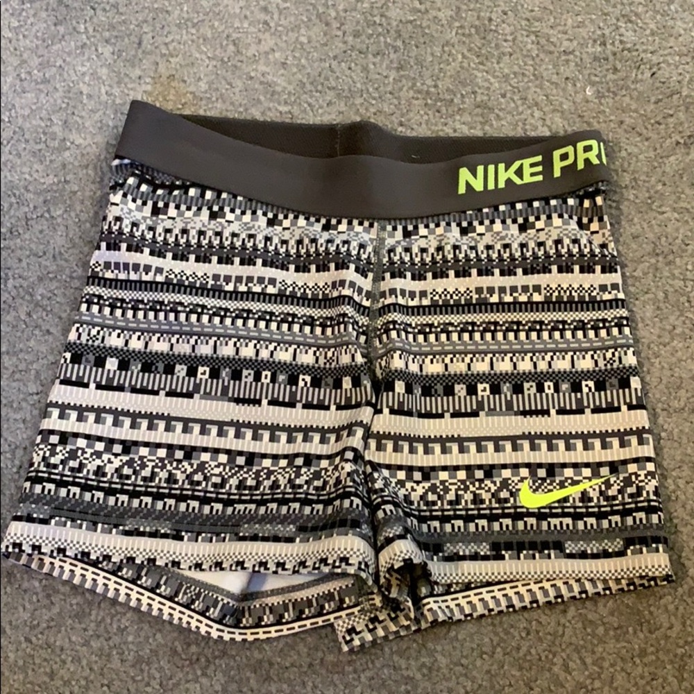 nike pros